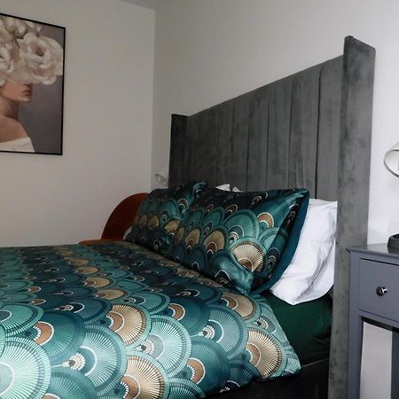 Beautiful Meadowbank Apartment With On-Street Parking EDI Exterior photo