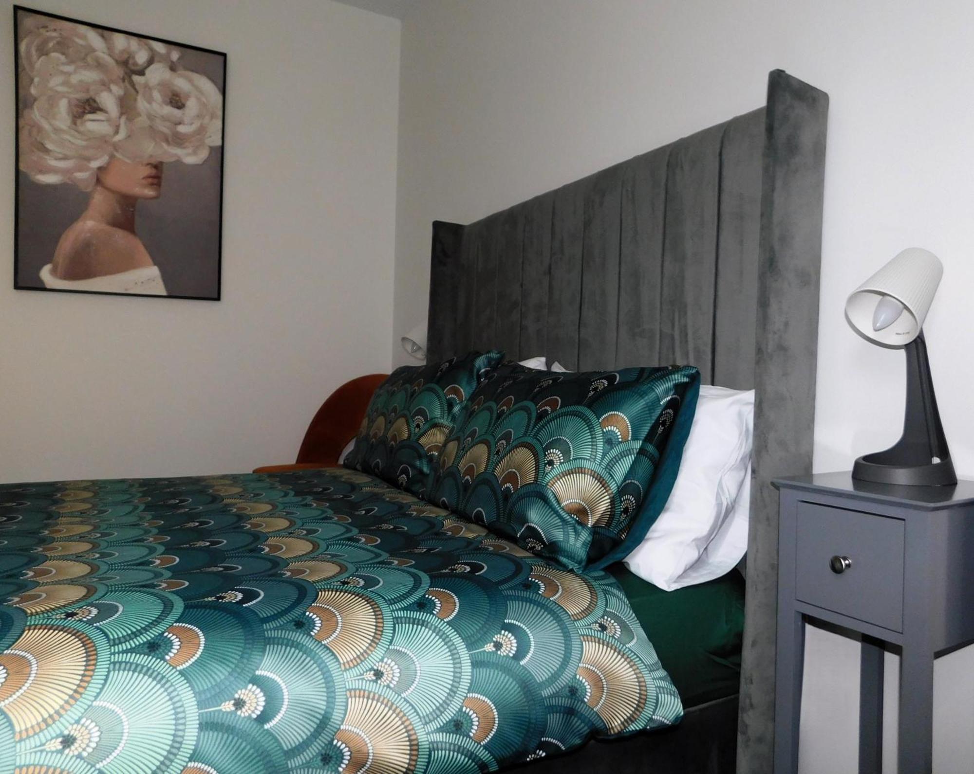 Beautiful Meadowbank Apartment With On-Street Parking EDI Exterior photo