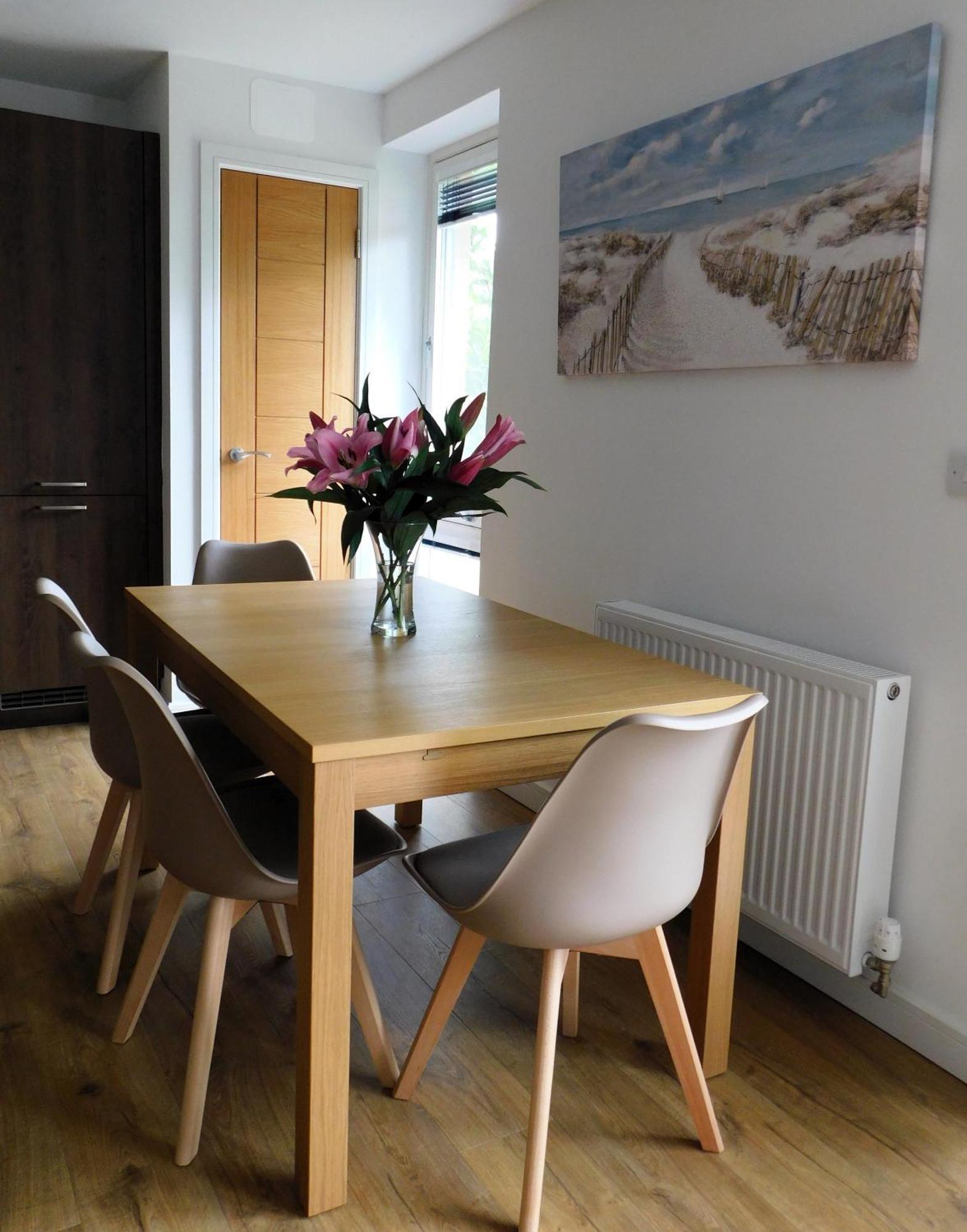 Beautiful Meadowbank Apartment With On-Street Parking EDI Exterior photo